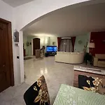 Con Giardino Apartman *